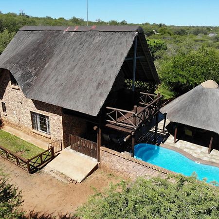 Giraffe Plains Villa Марлот Парк Екстериор снимка