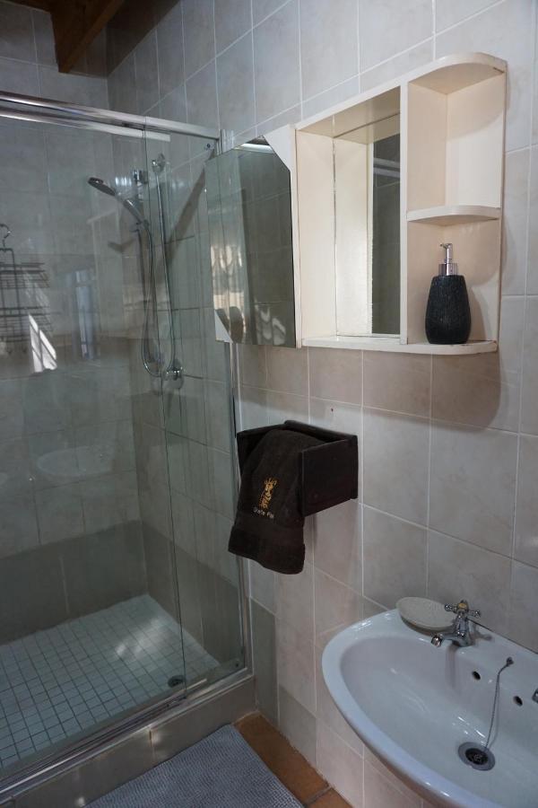 Giraffe Plains Villa Марлот Парк Екстериор снимка