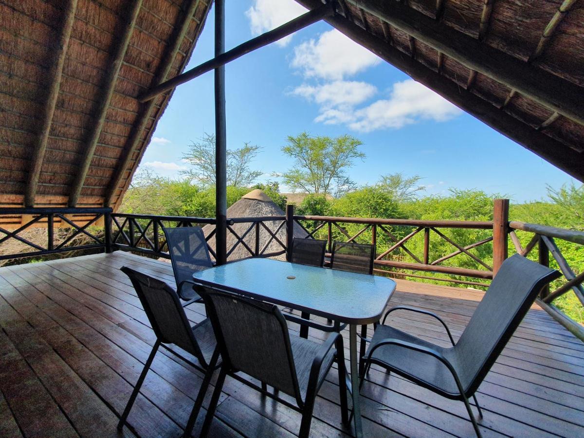 Giraffe Plains Villa Марлот Парк Екстериор снимка